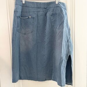 HALARA Denim Blue Midi Skirt